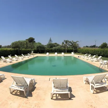 Torre Santo Stefano アパートホテル