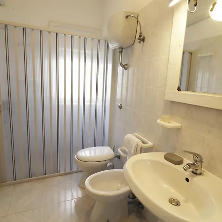 Torre Santo Stefano アパートホテル