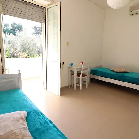 アパートホテル Torre Santo Stefano 3*