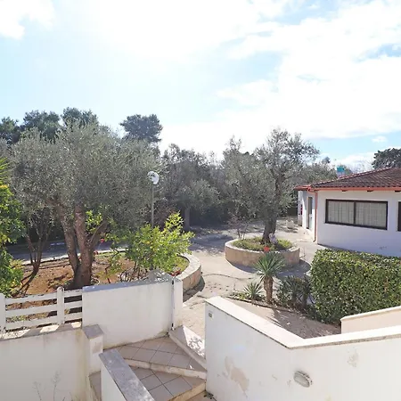Torre Santo Stefano アパートホテル 3*